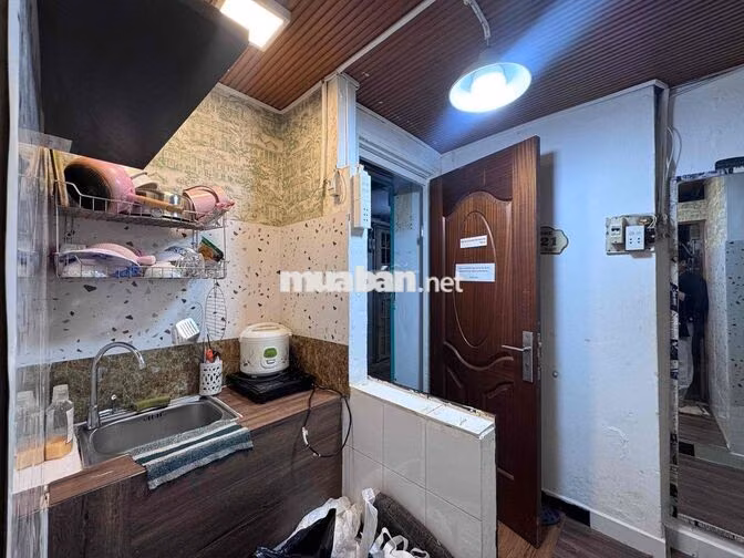 Cho Thuê Phòng Gác Lửng 25m2_Chung Cư NTB Q1_Thang Máy_Kế Bên Hàm Nghi