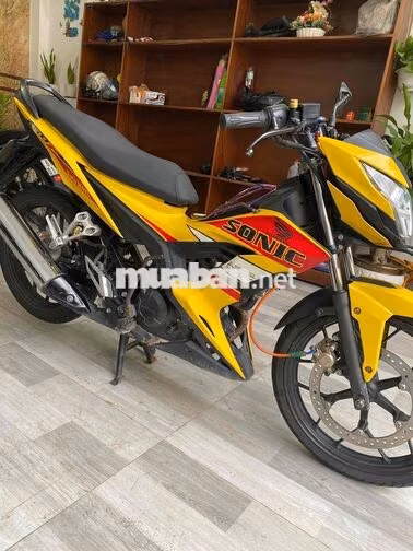 Honda Sonic 150 2021 Vàng Đen