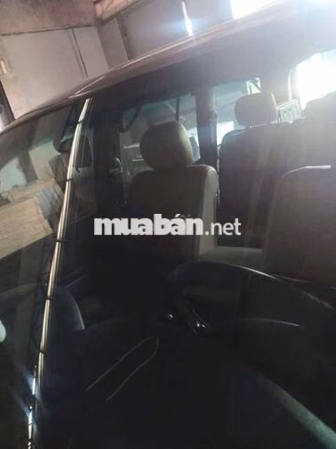Toyota Land Cruiser 2004 Vàng cát 8 chỗ
