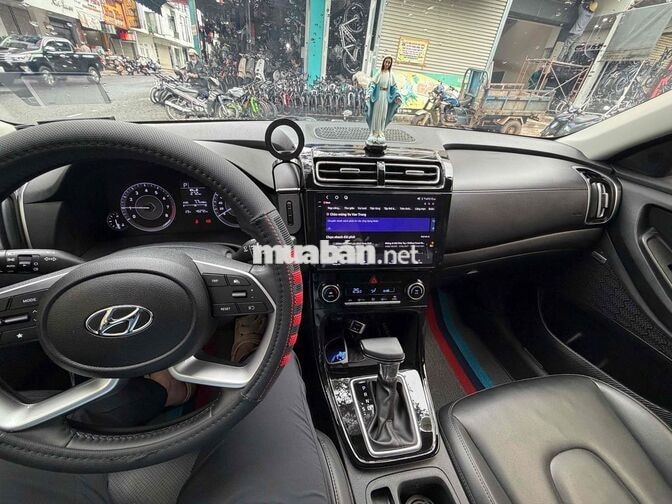 Hyundai Creta 2022 ĐB Đen 4.5 vạn. Đã lên nhiều đồ