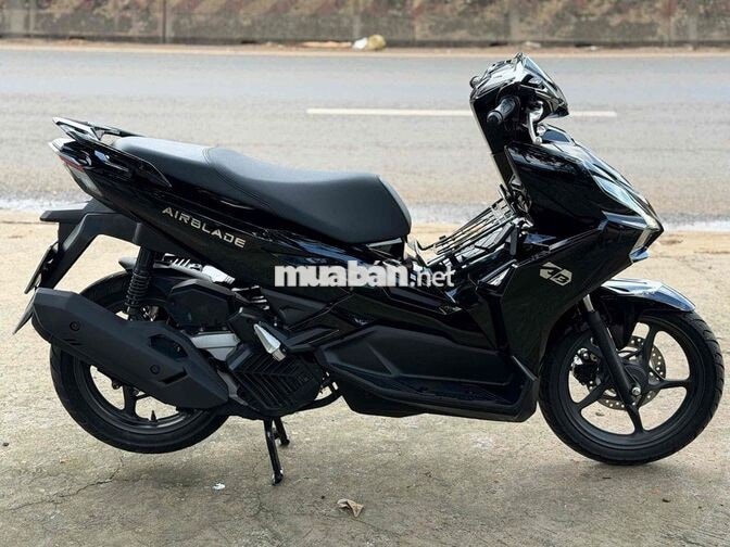 Honda Air Blade 125-4V 2025 Đen 4.000km