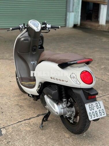 Honda Scoopy Trắng 5.000km