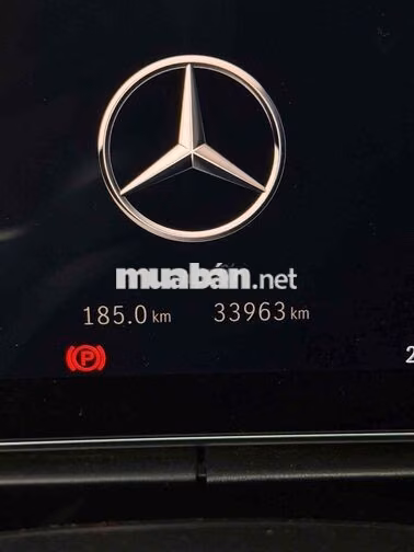 Mercedes C200 Avantgarde 2023 Trắng 34.000 km