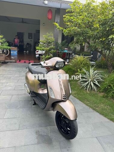 Vespa 125 Tech Nâu Đồng odo 409 km như mới