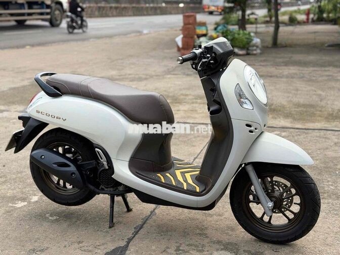 Honda Scoopy Trắng 5.000km
