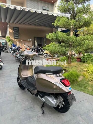 Vespa 125 Tech Nâu Đồng odo 409 km như mới