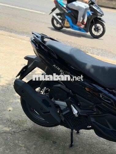 Honda Air Blade 125-4V 2025 Đen 4.000km