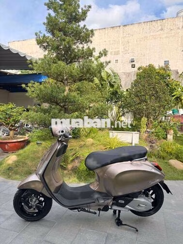 Vespa 125 Tech Nâu Đồng odo 409 km như mới