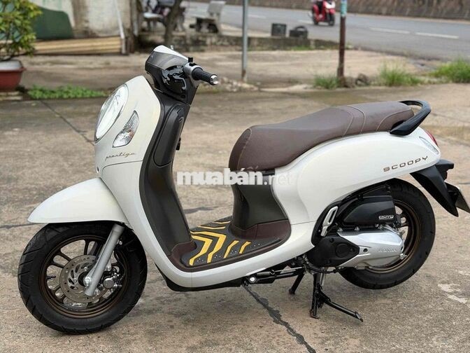 Honda Scoopy Trắng 5.000km