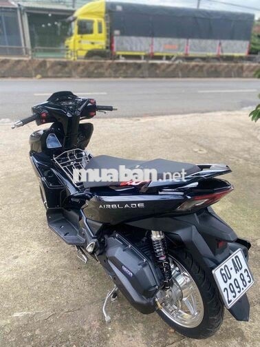 Honda AB 125 4V Đen