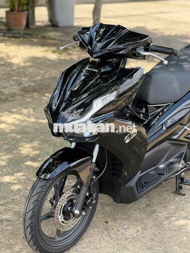 Honda Air Blade 125-4V 2025 Đen 4.000km