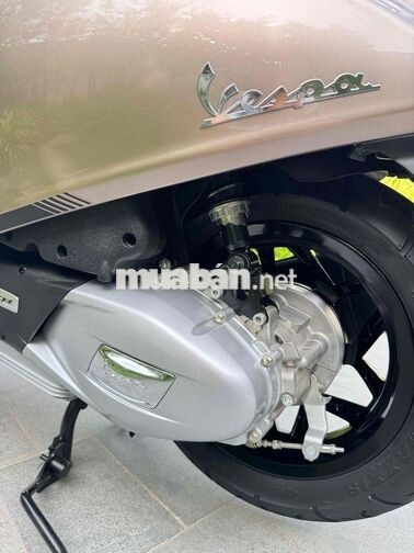 Vespa 125 Tech Nâu Đồng odo 409 km như mới