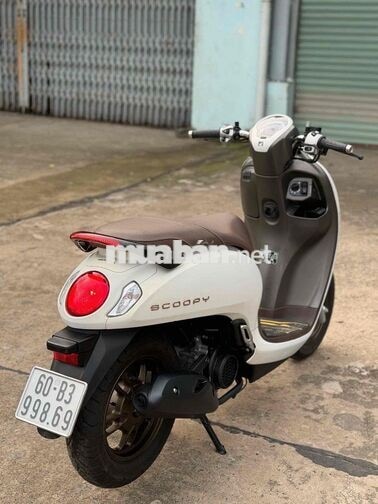 Honda Scoopy Trắng 5.000km