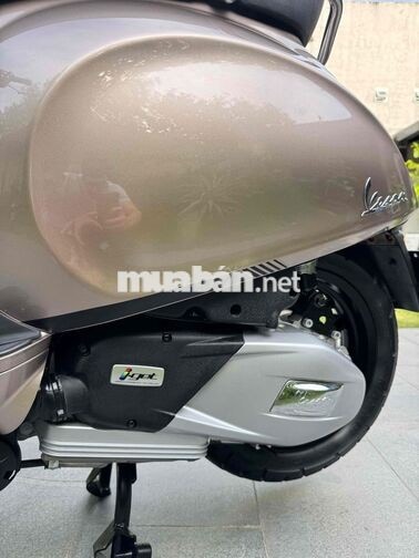 Vespa 125 Tech Nâu Đồng odo 409 km như mới