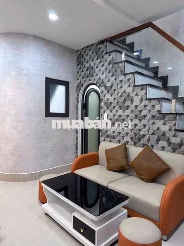 Bán nhà hẻm xe hơi 3pn2wc full Nt ngay vincom quang trung