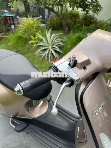 Vespa 125 Tech Nâu Đồng odo 409 km như mới