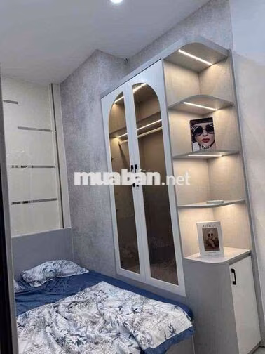 Bán nhà hẻm xe hơi 3pn2wc full Nt ngay vincom quang trung