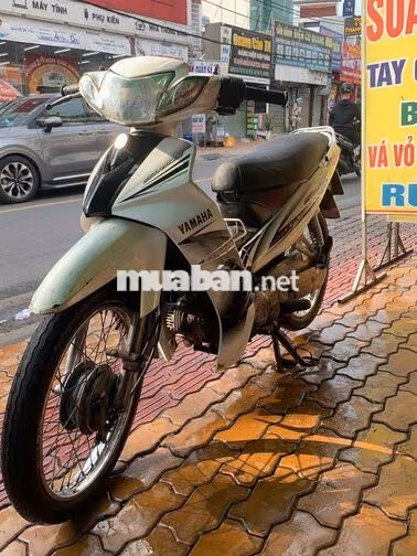 Yamaha Sirius 2011 Trắng Xe số