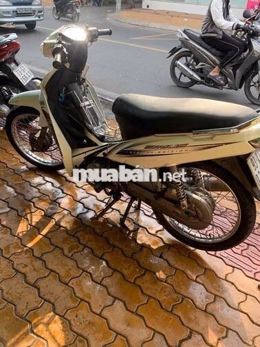 Yamaha Sirius 2011 Trắng Xe số