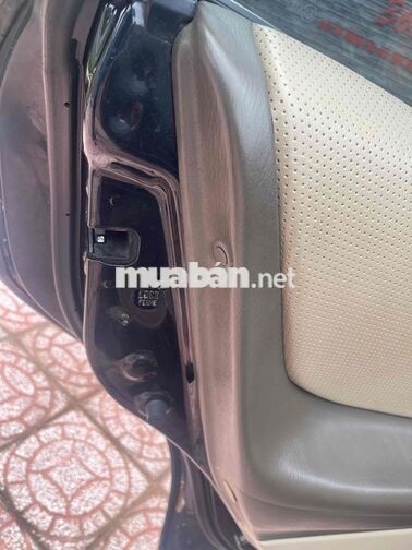 Ford Laser Tự động cữa sổ trời