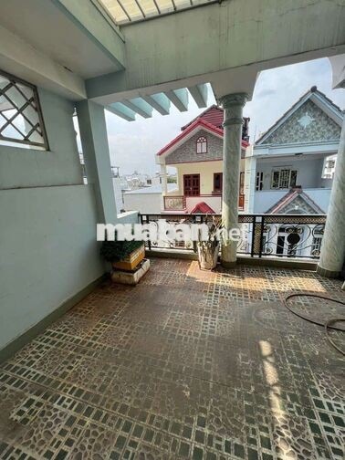 cho thuê nhà mới đẹp đúc 3 lầu hẻm xe tải nguyễn văn lương gò vấp 18tr
