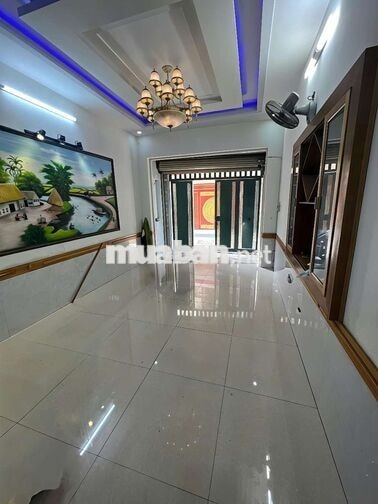 cho thuê nhà mới đẹp đúc 3 lầu hẻm xe tải nguyễn văn lương gò vấp 18tr