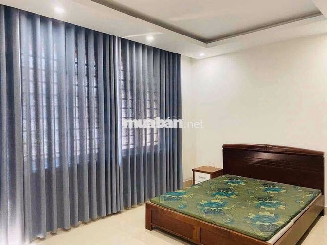 NHÀ NGUYÊN CĂN 4 TẦNG KHU BÊN SÔNG GẦN GIGAMALL CÓ THANG MÁY