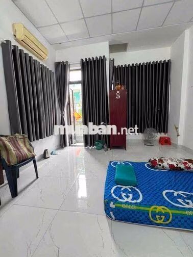 chính chủ bán căn nhà 4 m 9 m khu vực lê văn quưới