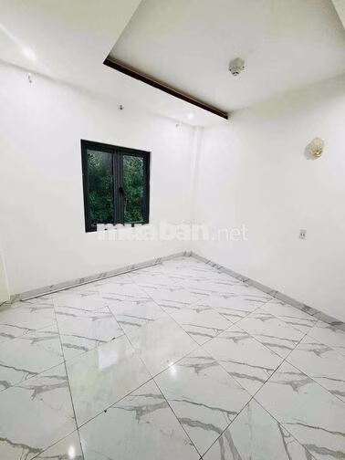 CHO THUÊ NHÀ 3 TẦNG VỬA Ở VỪA KD MT NGUYỄN CÔNG TRỨ