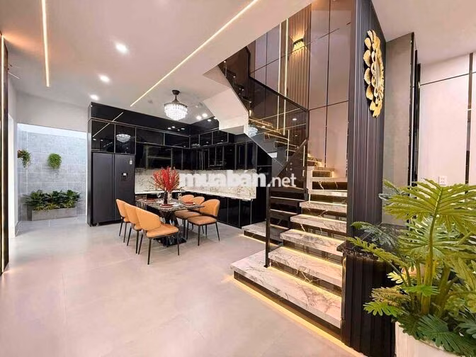 ĐANG XÂY DỰNG. SIÊU PHẨM NHÀ PHỐ 3 TẦNG KDC HỒNG LOAN.