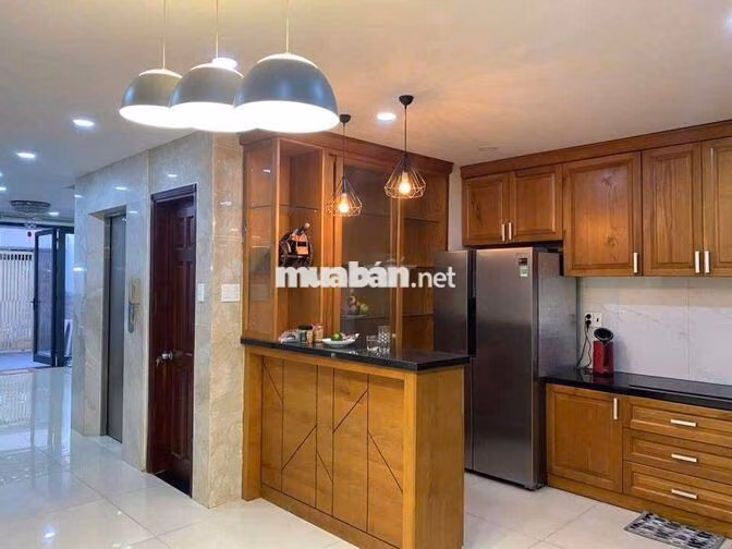 NHÀ 5TẦNG CÓ THANG MÁY, FULL NỘI THẤT XỊN, 5PN 4WC, VIEW SÔNG MÁT MẺ.