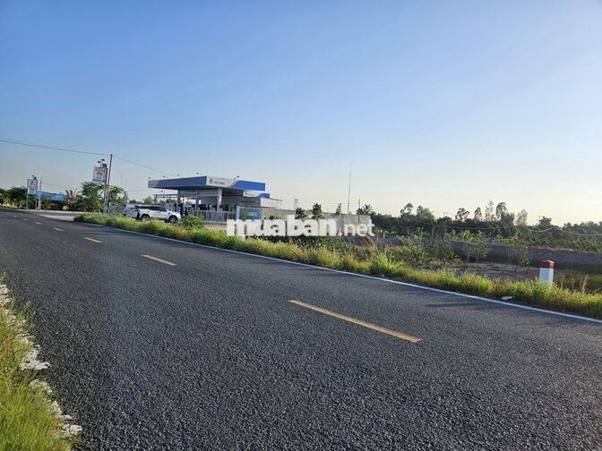 BÁN ĐẤT MẶT TIỀN ĐT856 ĐỒNG THÁP – DT: 2700m2 🔥 Giá TỐT: 3,5 tỷ