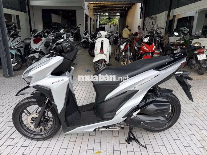 Honda Vario 150 2019 Bạc poscher