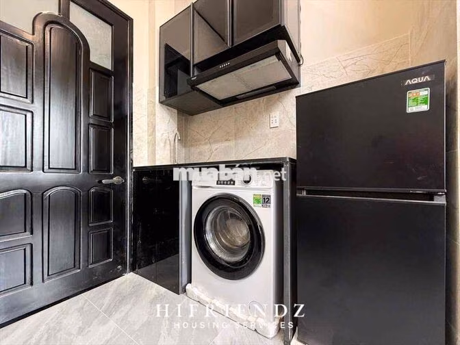 Chung cư mini mới xây 42m2 Ban công full nội thất gần Y dược, Sư Phạm
