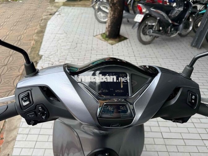 Honda SH 125 CBS 2024 Xám 1200km