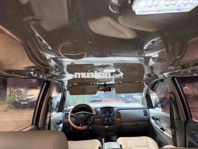 Toyota Innova 2009 Bạc