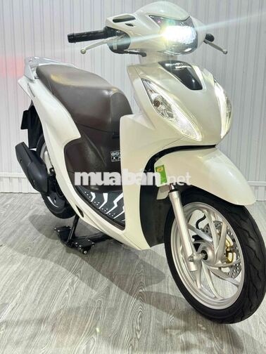 Honda Vision Trắng