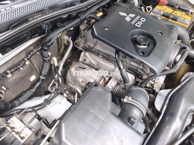 Mitsubishi Pajero Sport 2016 4x2MT Trắng