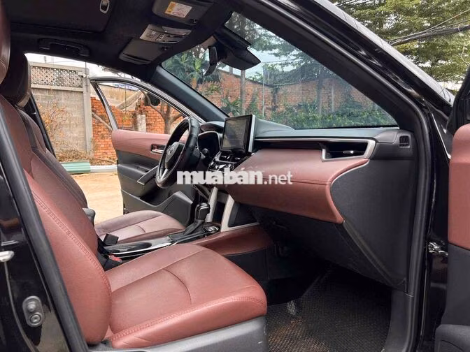 Toyota Cross 1.8V 2020 Đen 79000 km