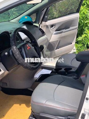 Mitsubishi Grandis Trắng Số tự động Nhật Bản