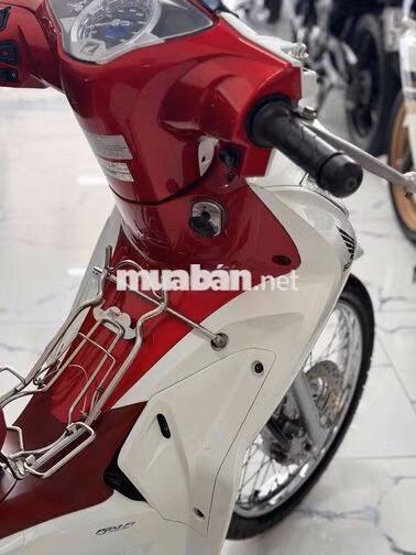 Honda Future LED 2023 Bản đặc biệt Trắng đỏ