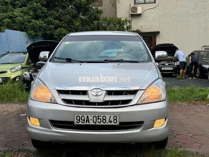Toyota Innova 2009 Bạc