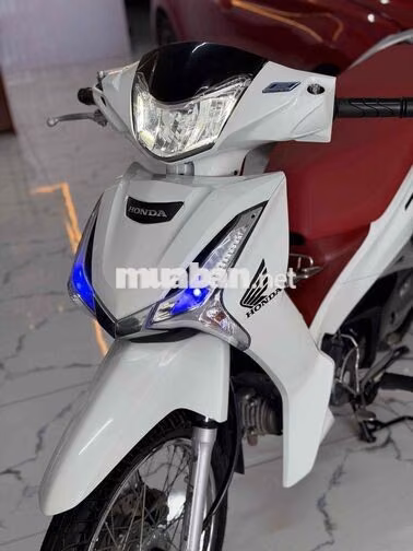 Honda Future LED 2023 Bản đặc biệt Trắng đỏ