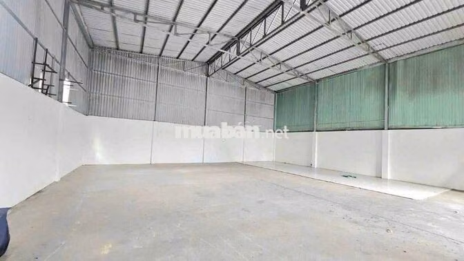 Xưởng Đông Hoà Dĩ An 300m có văn phòng 3fa sản xuất