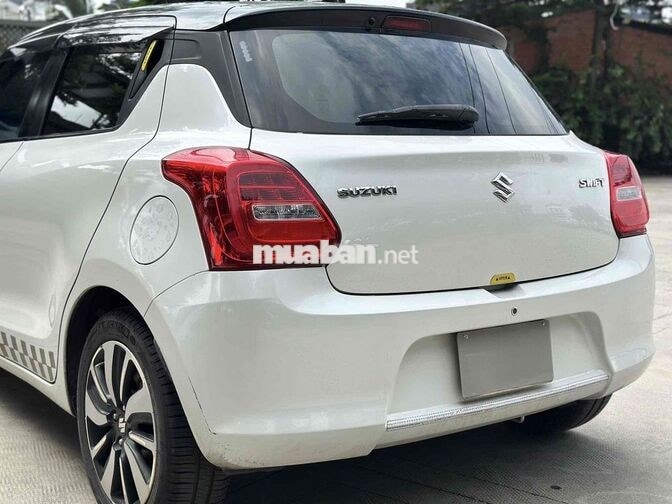 Suzuki Swift 2019 Trắng 50.000 km