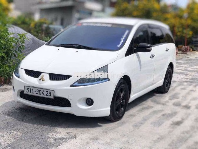 Mitsubishi Grandis Trắng Số tự động Nhật Bản