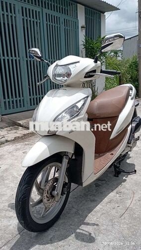 Honda Vision Trắng