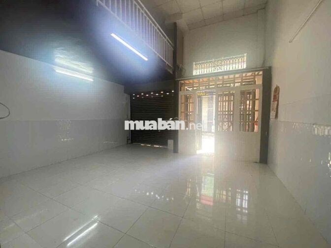 Bán nhà 5.6x11.5m, đường xe hơi, sát Chung cư Quân đội. TMT, Q12