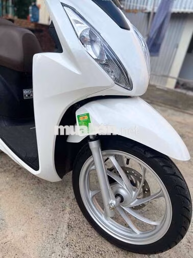 Honda Vision Trắng 6.000km siêu lướt  mới 99%