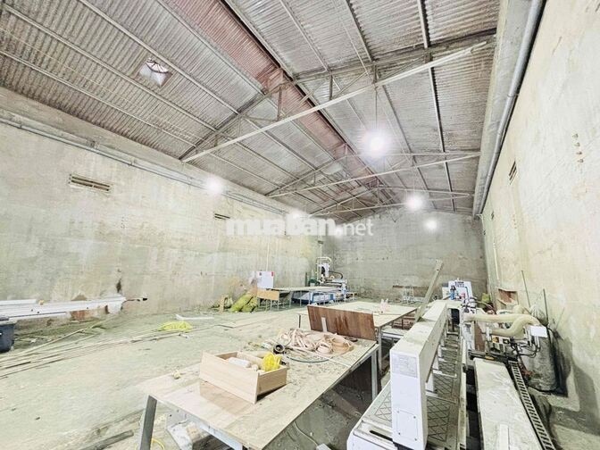 KHO, XƯỞNG - SAU CHỢ PHẠM NGŨ LÃO - CÁCH VÀI ĐAI 10/3 CHỈ 300m